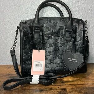 Juicy Couture Black Embossed
Women's Bag Size: 9.5" x 8" x 5.5" NWT